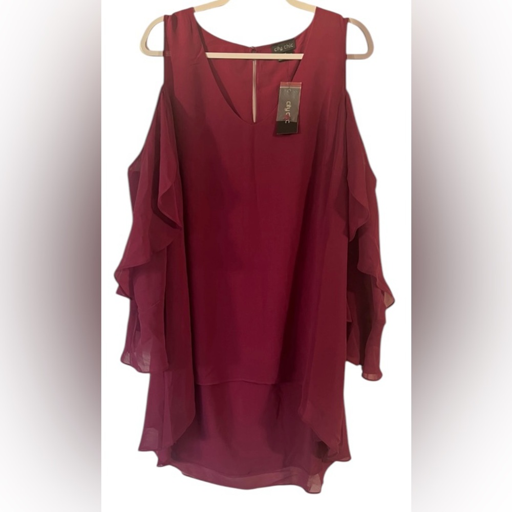 NWT City Chic women’s medium cold shoulder hi low midi Sangria layered dress